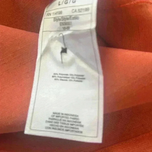 Quicksilver men’s Large shirt worn once freshly dry cleaned. Short sleeves - Picture 9 of 9